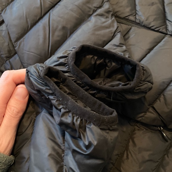 Light down jacket from Simons (Twik) - Picture 2 of 3